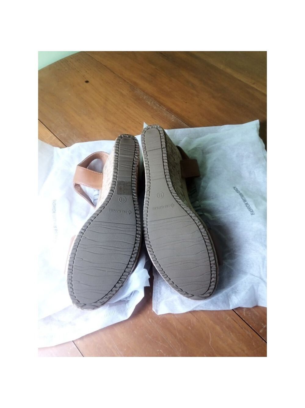 Women's Dream Pairs Brown Wedge Sandals Size 11 - Picture 6 of 7